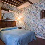 Hotel Du Lys