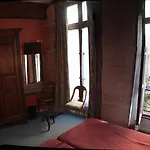 Du Lys 3*
