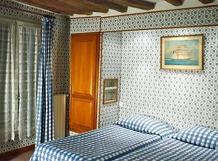 Du Lys Hotell 3*