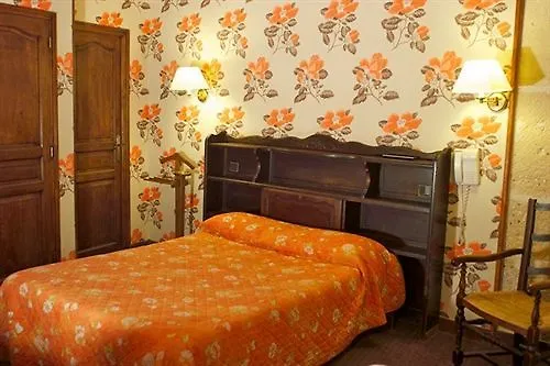 Du Lys 3* Париж